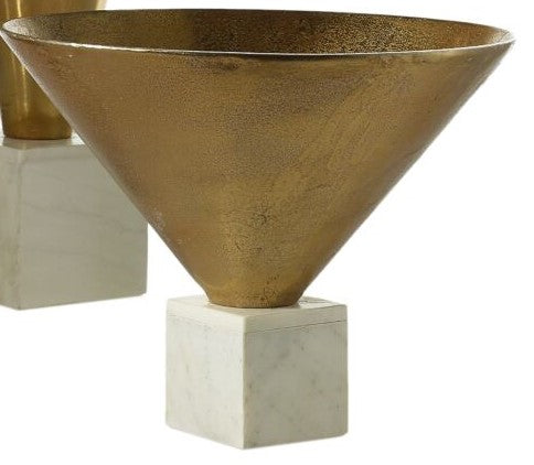 Set di Vasi in Metallo Oro con Base Effetto Marmo – Tre Varianti Disponibili
