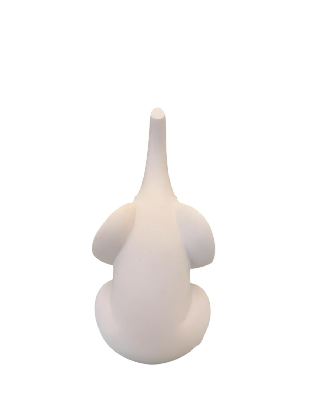 Elefantino in Marmorino Bianco con Zanne in Oro 23 cm – Bongelli Preziosi