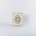 Cornice Roses in Resina