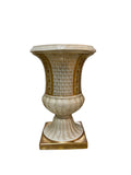Vaso Capitello in Porcellana con Decorazioni in Oro Zecchino