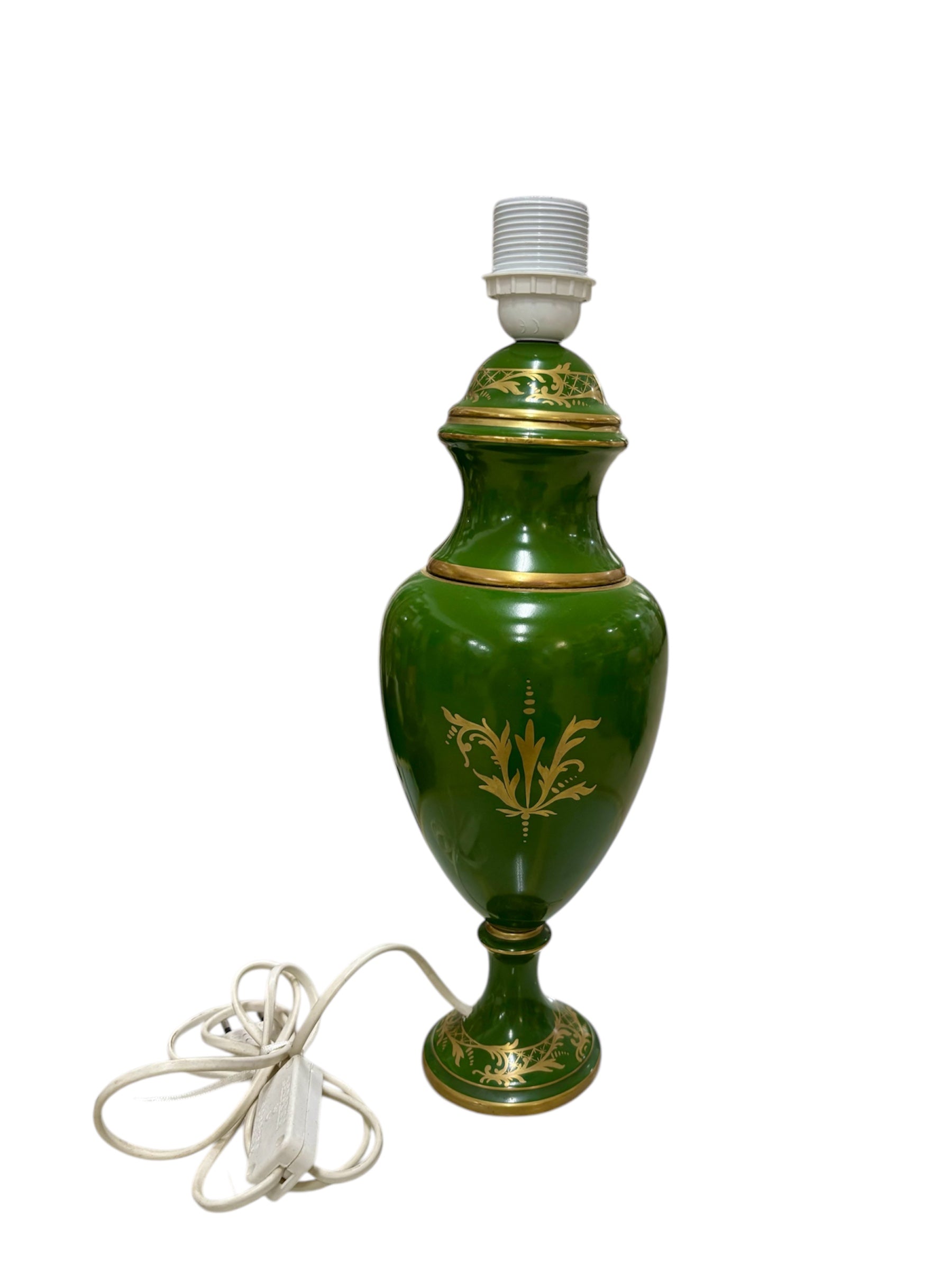 Lume Classico in Porcellana Verde con Decorazioni in Oro Zecchino