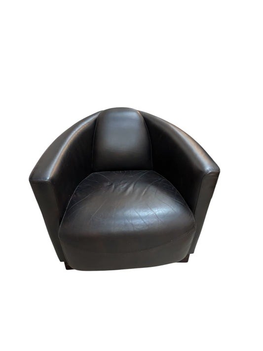 Poltroncina Nera in Simil Pelle Elegante e Confortevole