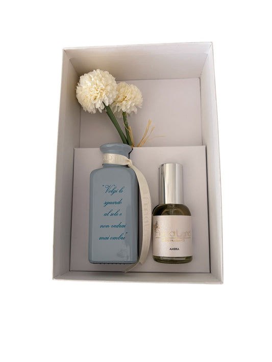 Set Profumatore con Vasetto Decorato, Fiori e Boccetta di Profumo – Fiori di Lena