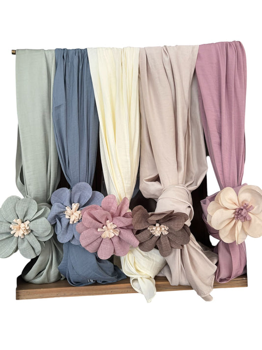 Maxi Foulard Leggero con Spilla a Fiore – Fiori di Lena