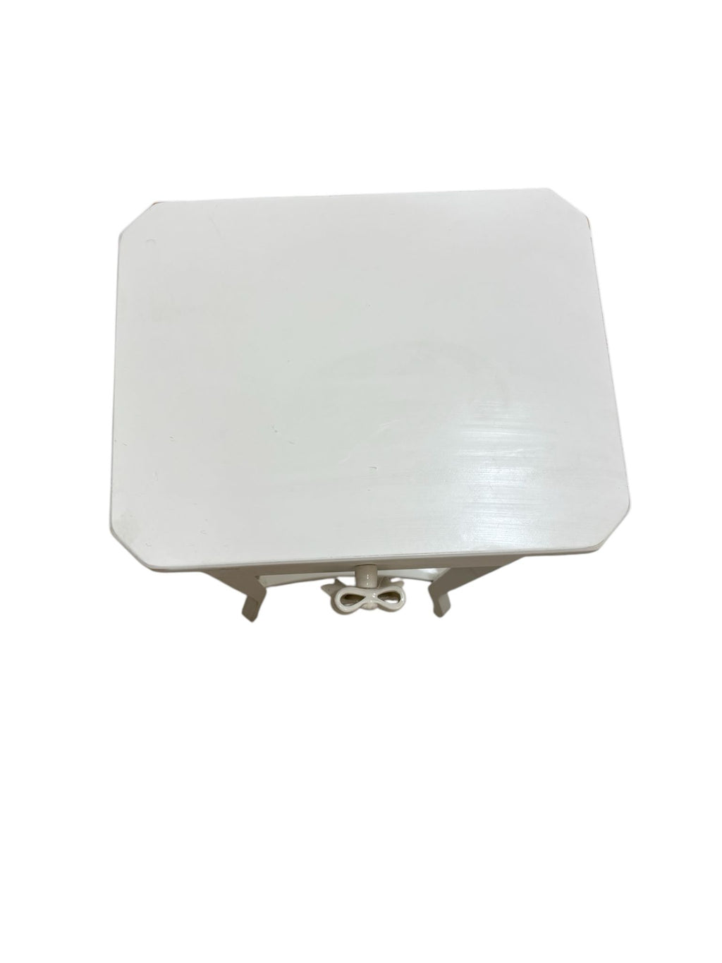 Tavolino con Cassetto e Fiocco in Porcellana – Stile Shabby Chic