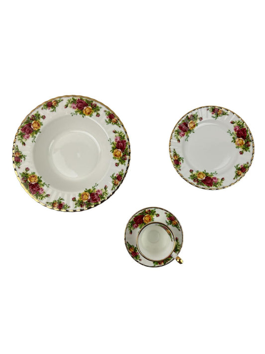 Servizio di Piatti in Porcellana Bone China  12 Posti "Old Country Roses" – Royal Albert