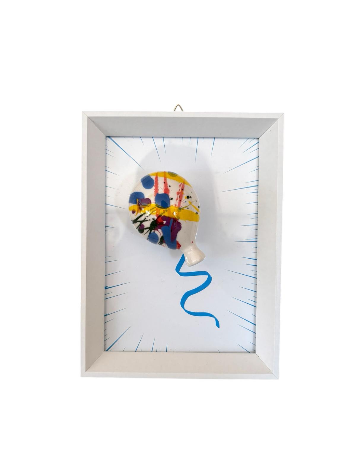 Quadretto con Scultura Palloncino Imbrattato in Ceramica di Capodimonte – Amagè