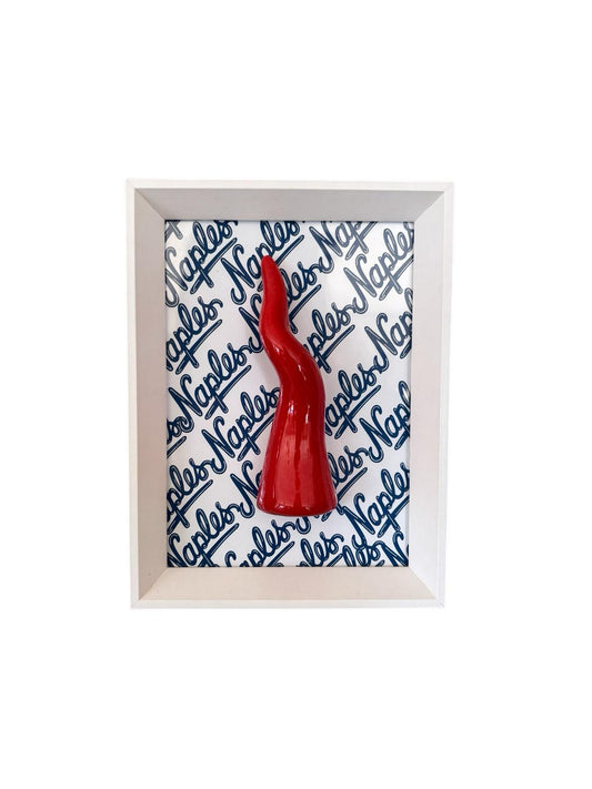 Quadretto con Scultura Corno Rosso in Ceramica di Capodimonte – Amagè
