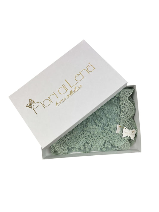 Tris di Centri in Pizzo Impero Laminato Verde – Fiori di Lena