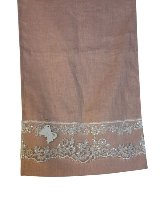 Runner in Lino Rosa con Ricamo in Pizzo 34x110 cm - Fiori di Lena
