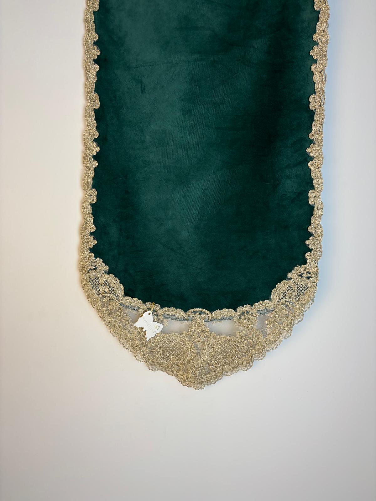 Runner in Velluto Verde con Bordi in Pizzo Oro 40x140 cm - Fiori di Lena