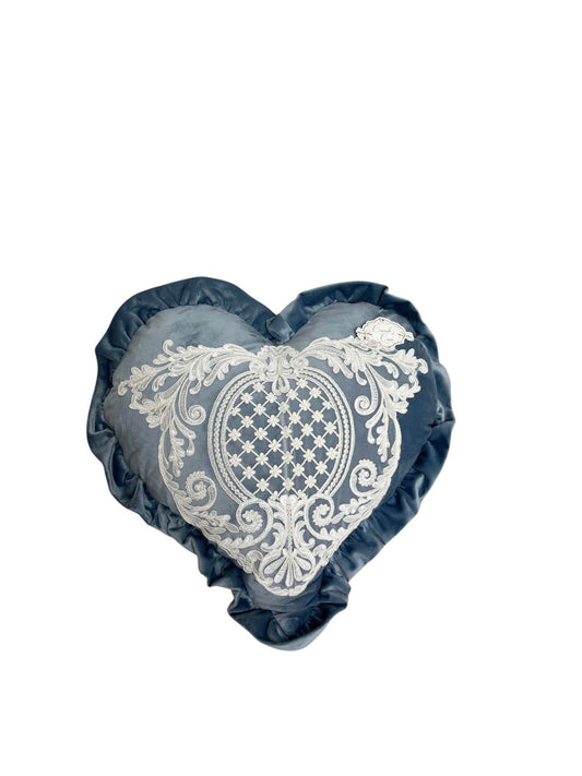 Cuscino a Cuore in Velluto con Ricamo in Pizzo 40x40 cm - Swami