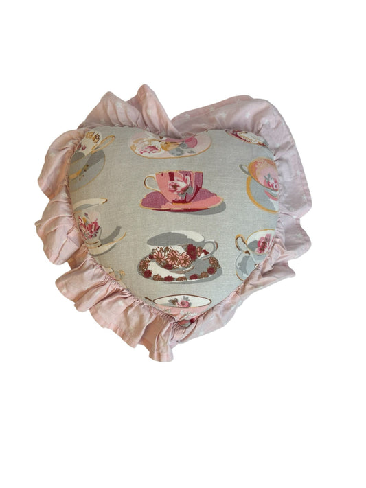 Cuscino a Forma di Cuore con Volant 30x30 cm  - Lorenzon Gift