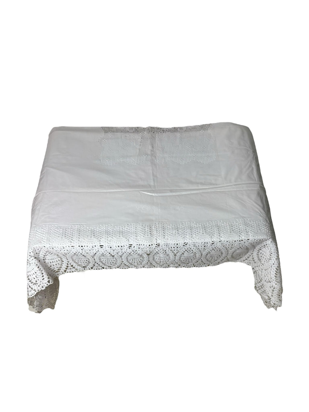 Tovaglia in Plastica con Ricami e Smerli 140x140 cm - Blanc MariClo'