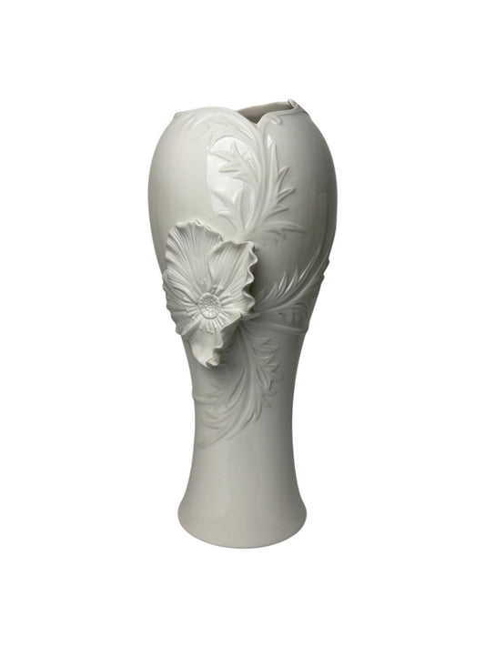 Vaso Elegante in Porcellana Bianca con Fiori in Rilievo 45 h cm – Henriette