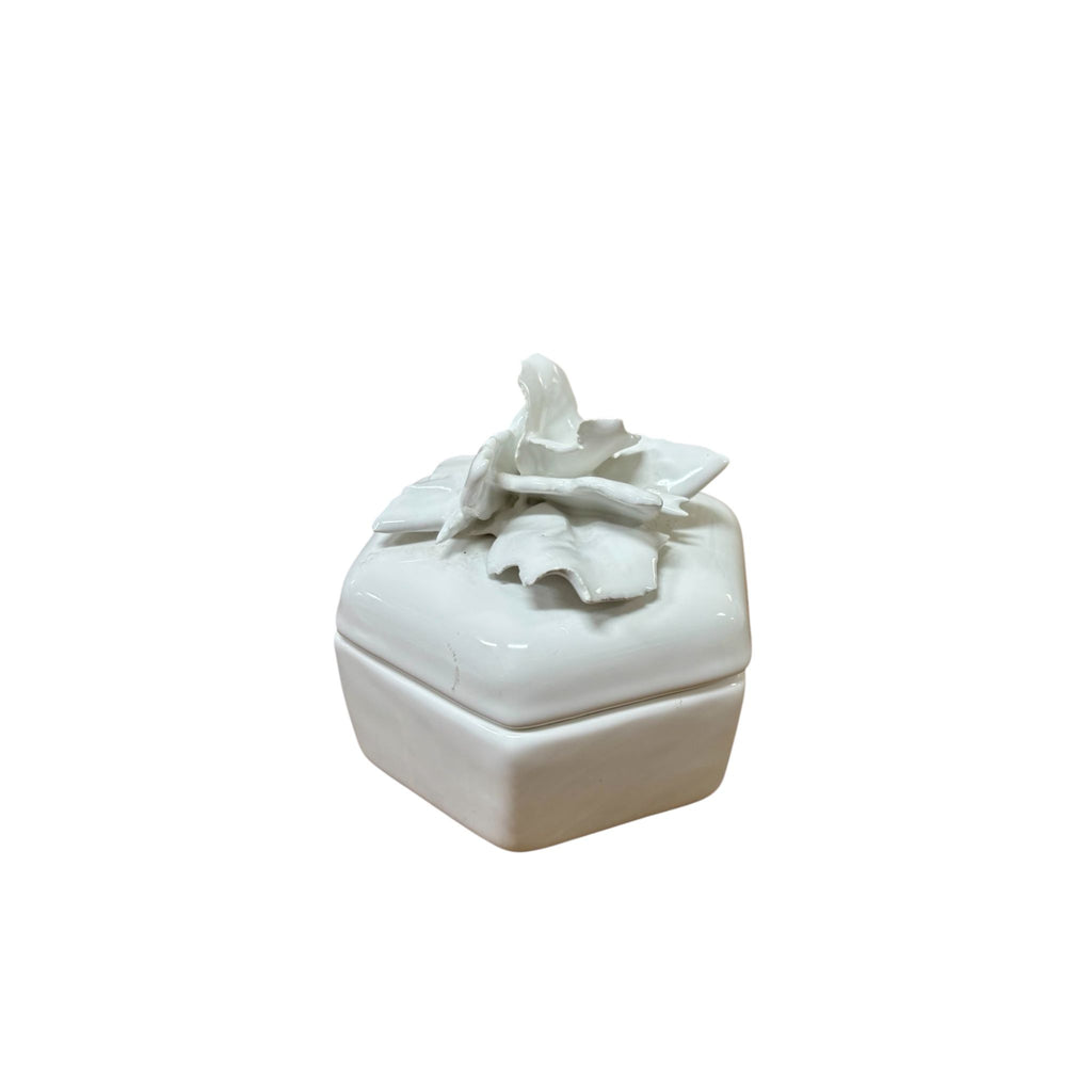 Scatolina Esagonale in Ceramica Bianca con Farfalle 3D 10x6 h cm- Dea Capodimonte