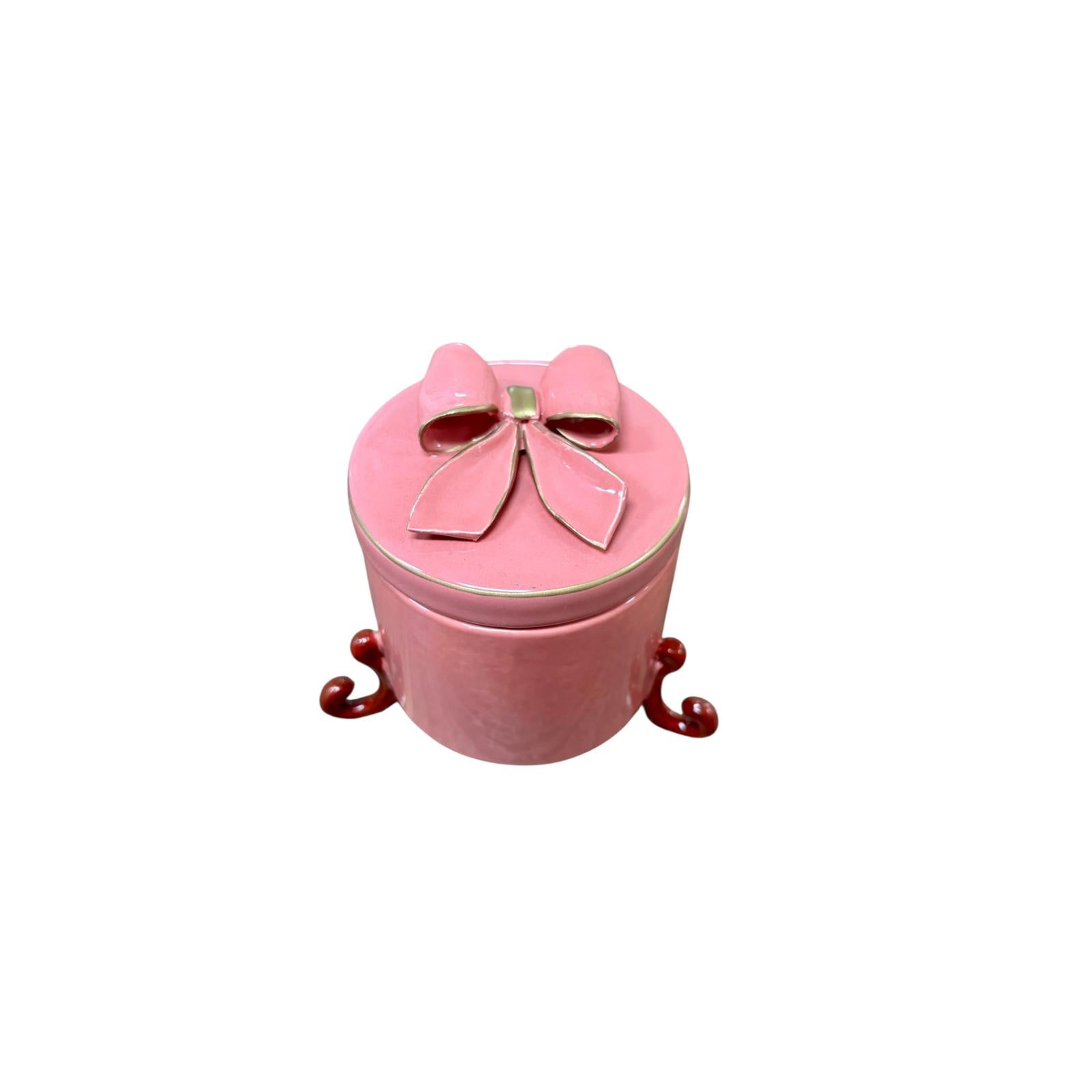 Scatola Tonda in Ceramica Rosa Corallo con Fiocco 3D 9x11 h cm– Dea Capodimonte
