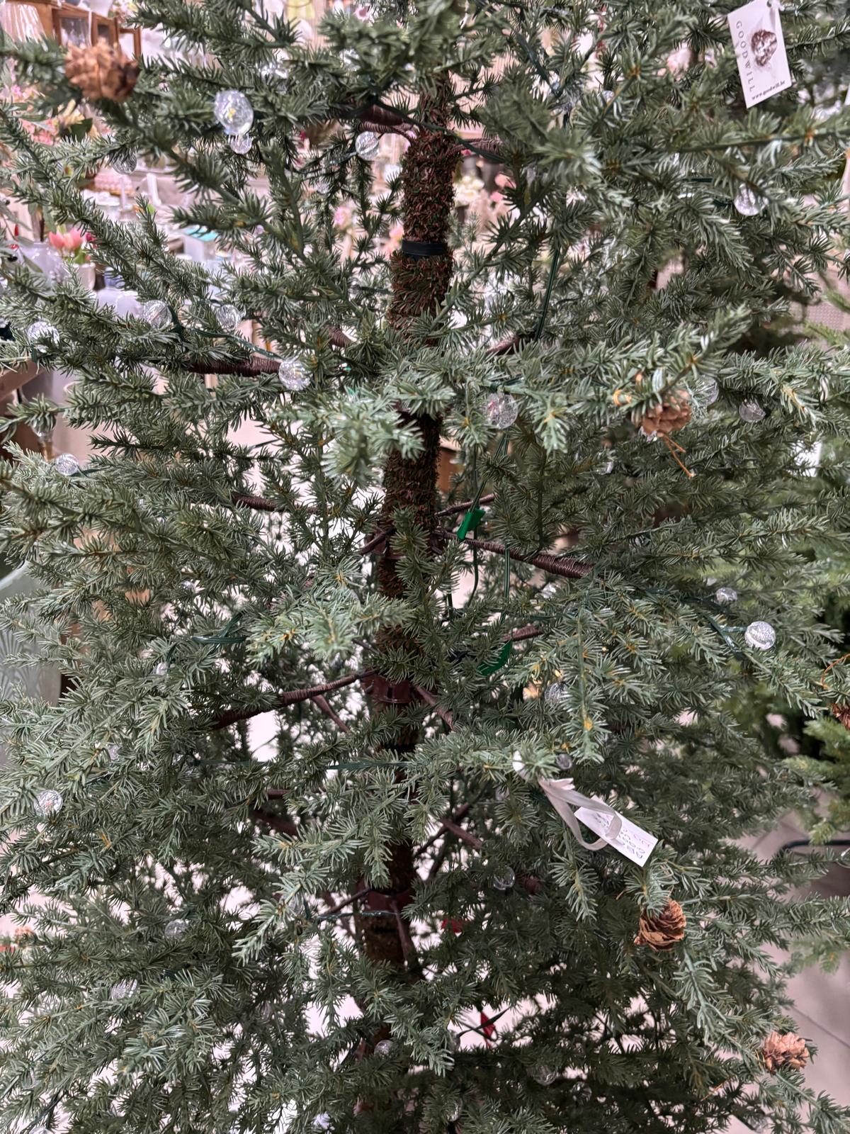 Albero di Natale Realistico in PE 240 cm - Goodwill