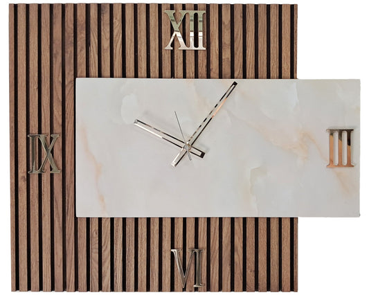 Orologio da Parete in MDF con Effetto Doghe e Fantasia Marmo – Arte Mania