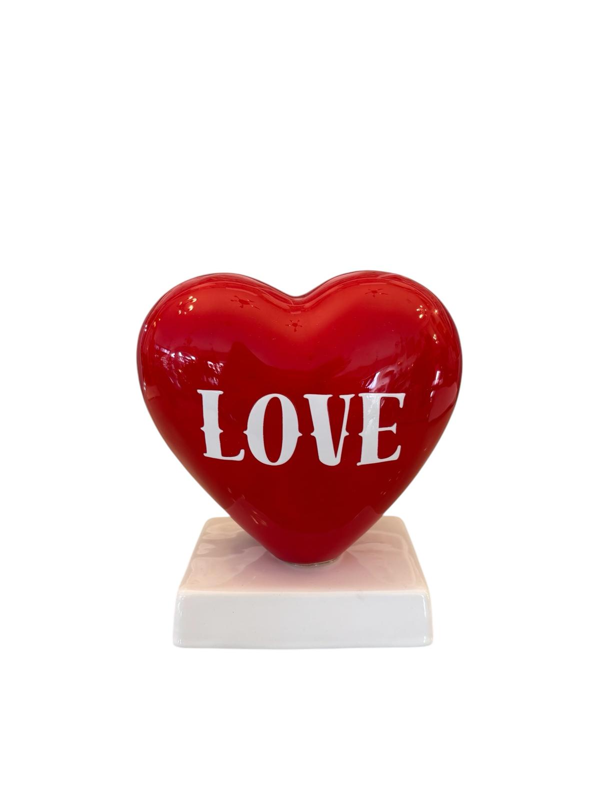 Scultura Cuore Rosso con Scritta "Love" 16 cm  – Amagè