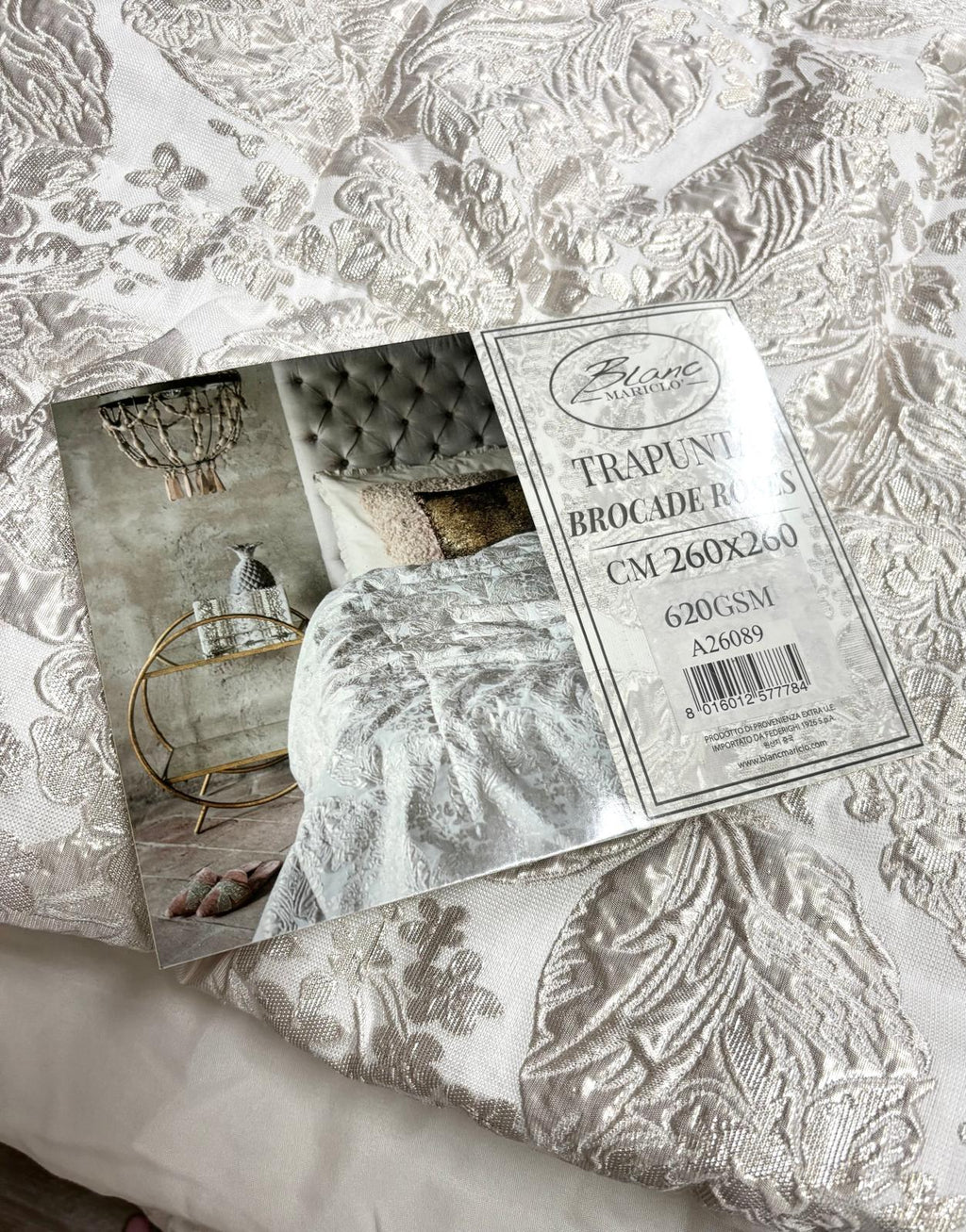 Trapunta Matrimoniale "Brocade Roses" con Fantasia Oro 260x260 cm  - Blanc Mariclò