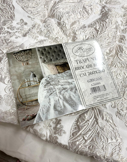 Trapunta Matrimoniale "Brocade Roses" con Fantasia Oro 260x260 cm  - Blanc Mariclò