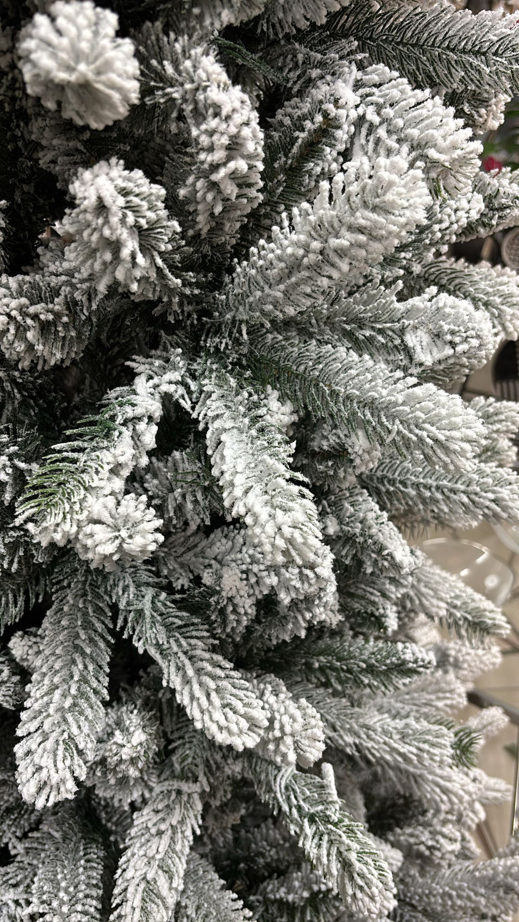 Montecarlo Floccato 240 cm con 350 led - Flora