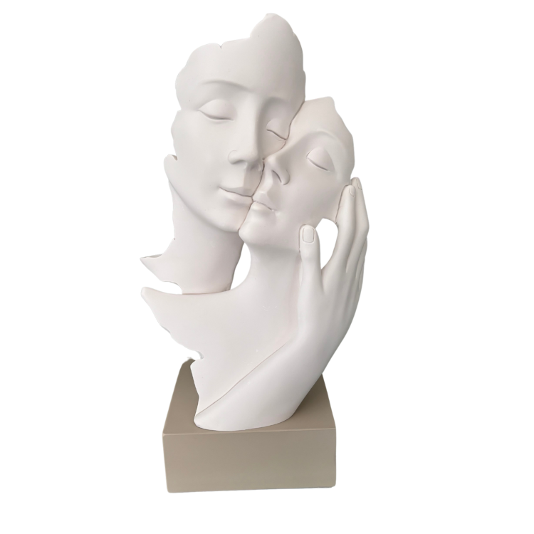 Scultura in Marmorino “Il Bacio”