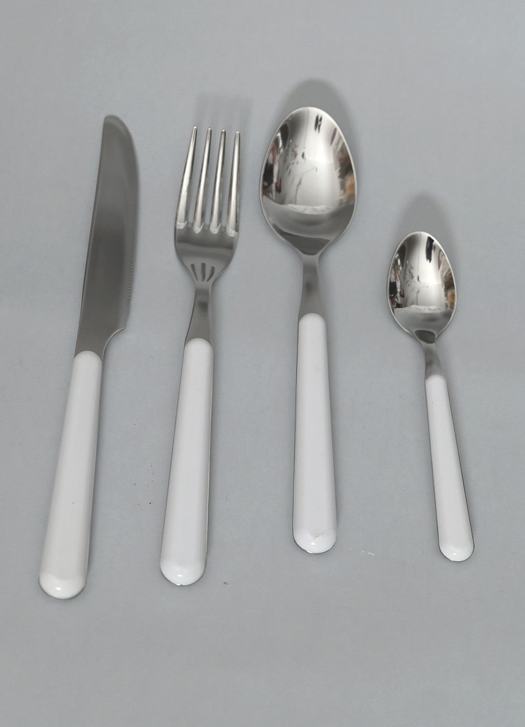 Set 4 posate in acciaio inox oro lucido 5Th Avenue Sibilla Set 4 posate in acciaio inox oro lucido 5Th Avenue Sibilla