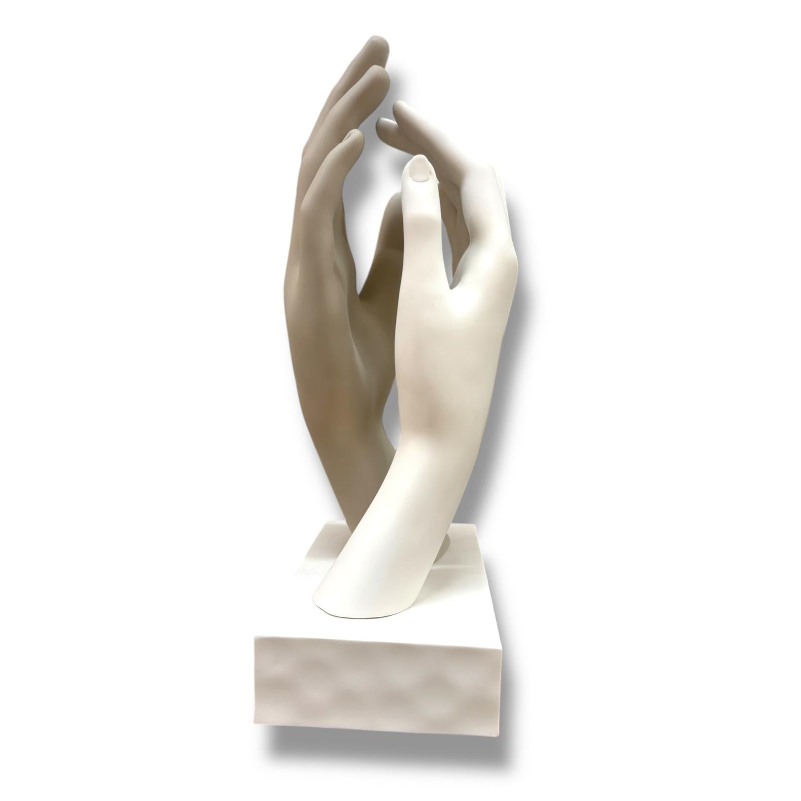 Scultura Due Mani Uomo e Donna che si Sfiorano h 43 cm - Bongelli Preziosi