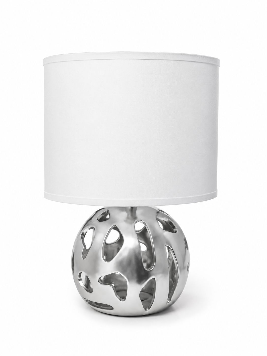 Coppia di Lumi con Base in Metallo Traforato e Paralume - Garpe Interiors