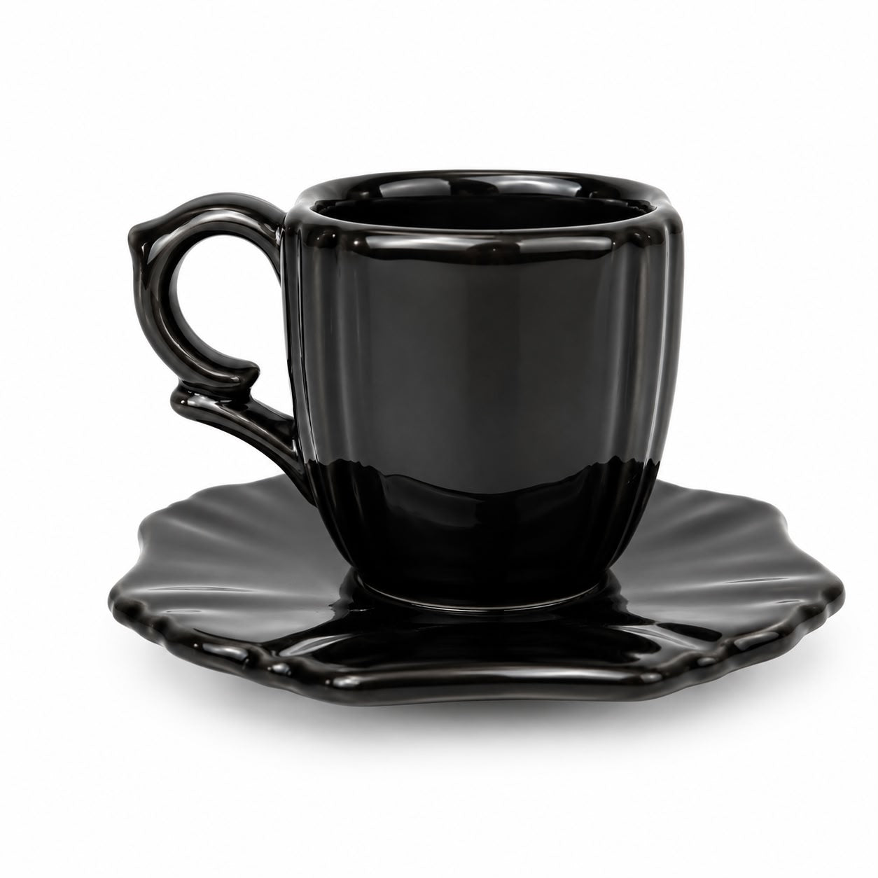 Set di 6 Tazzine da Caffè in Ceramica con Piattino Smerlato - Forma Squadrata