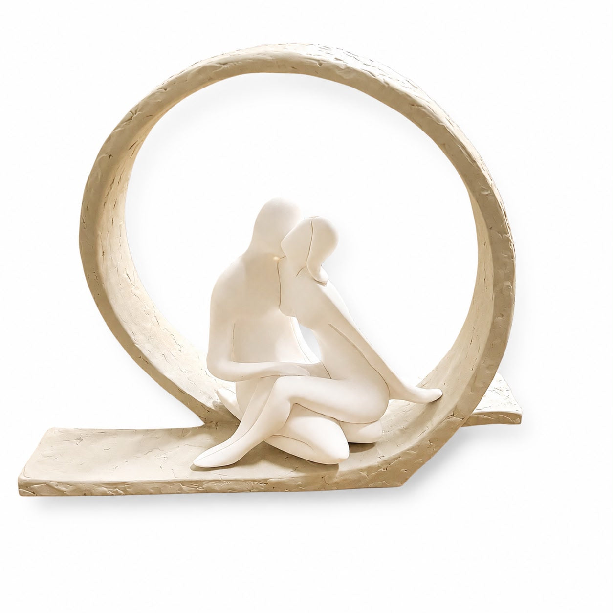 Scultura Coppia che si Bacia in Cerchio in Marmolino  32 x 25 cm - Bongelli Preziosi