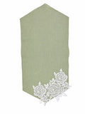 Runner in Lino Verde Salvia con Fiore in Pizzo Bianco 58 cm  – Fiori di Lena