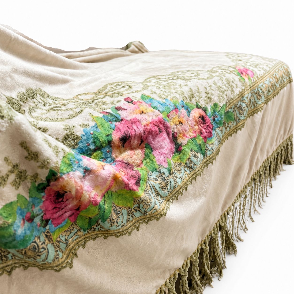 Plaid Romantico con Rose e Frange Vellutate - Blanc Mariclò