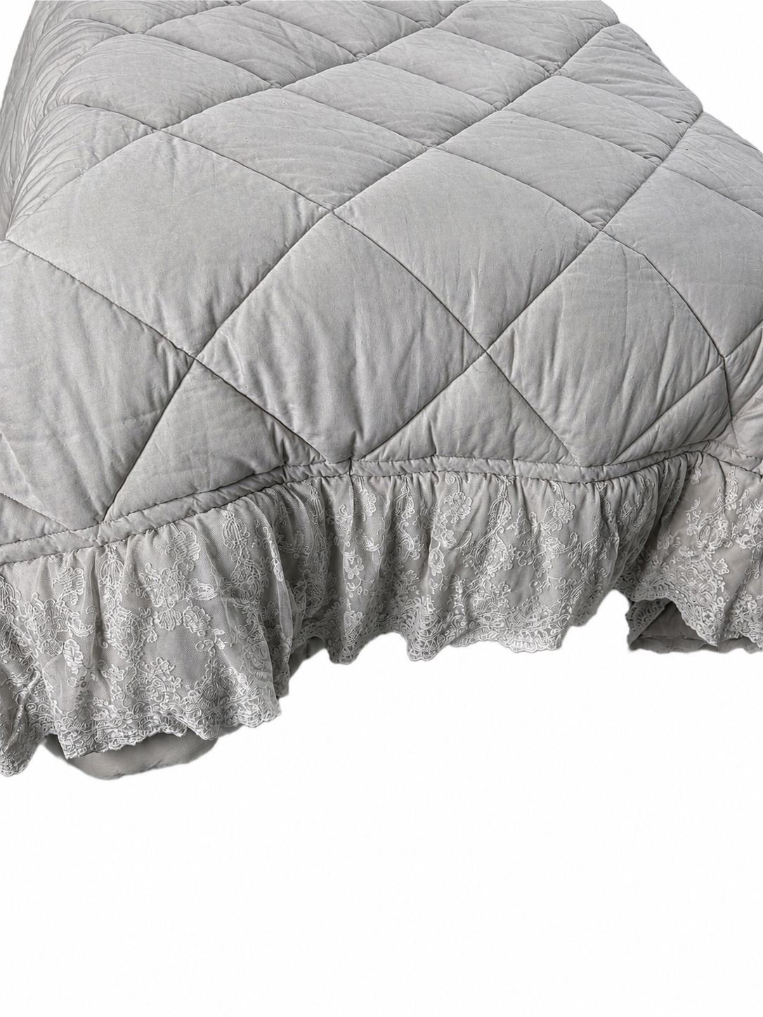 Trapunta Matrimoniale in Cotone con Pizzo 270x270 cm - Officina Tessile