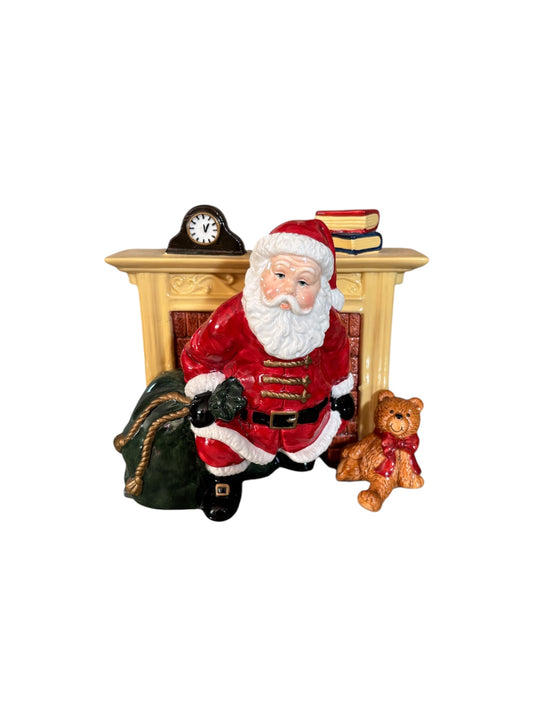 Babbo Natale che Scende dal Camino in Porcellana 15 cm