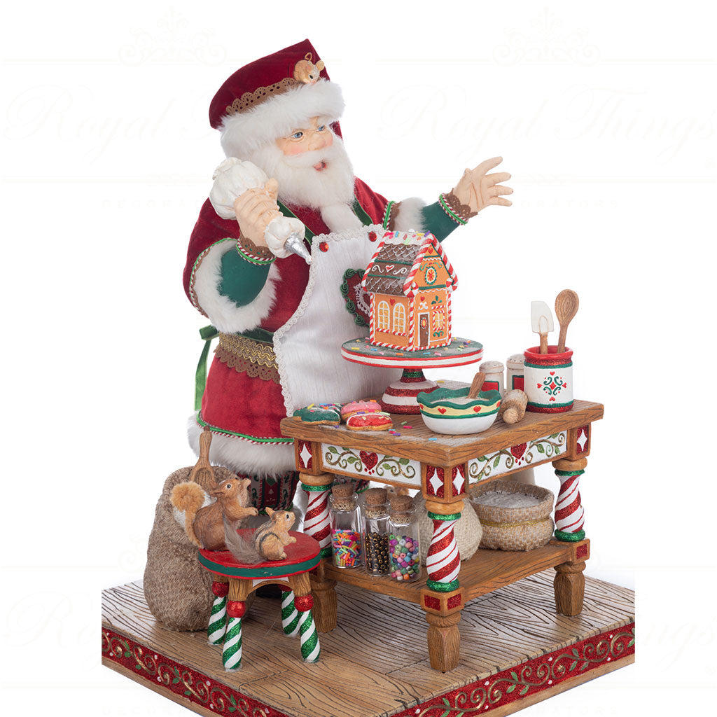 Bambola Natalizia Seasoned Greetings Santa Baking 46 cm - Katherine Collection