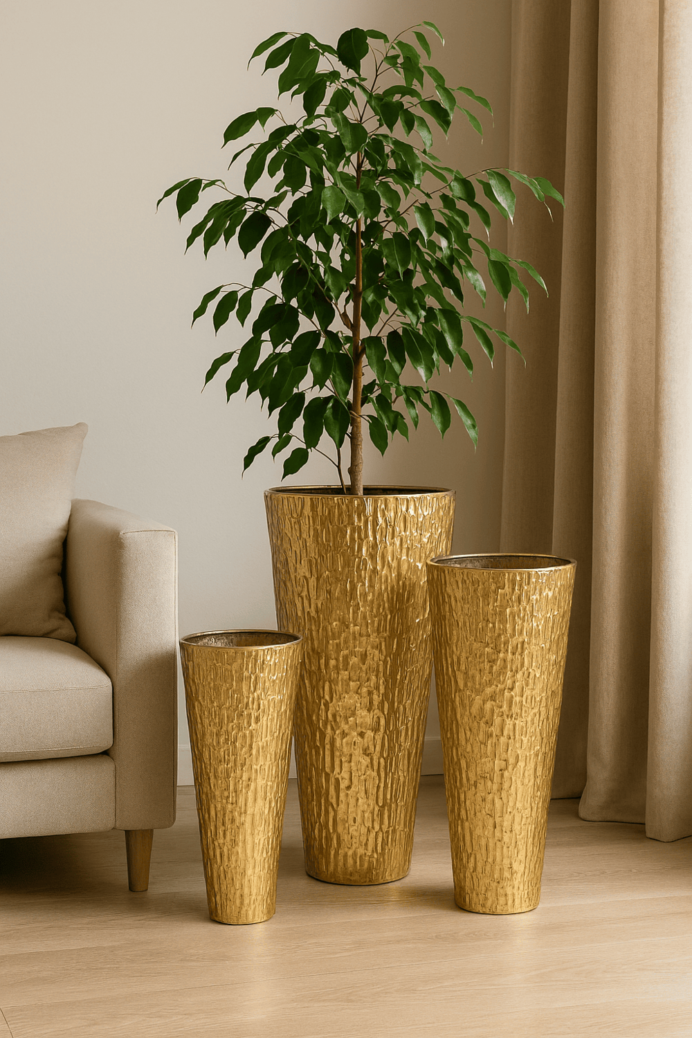 Vaso in Metallo Martellato Effetto Oro 30x80 cm - Fade