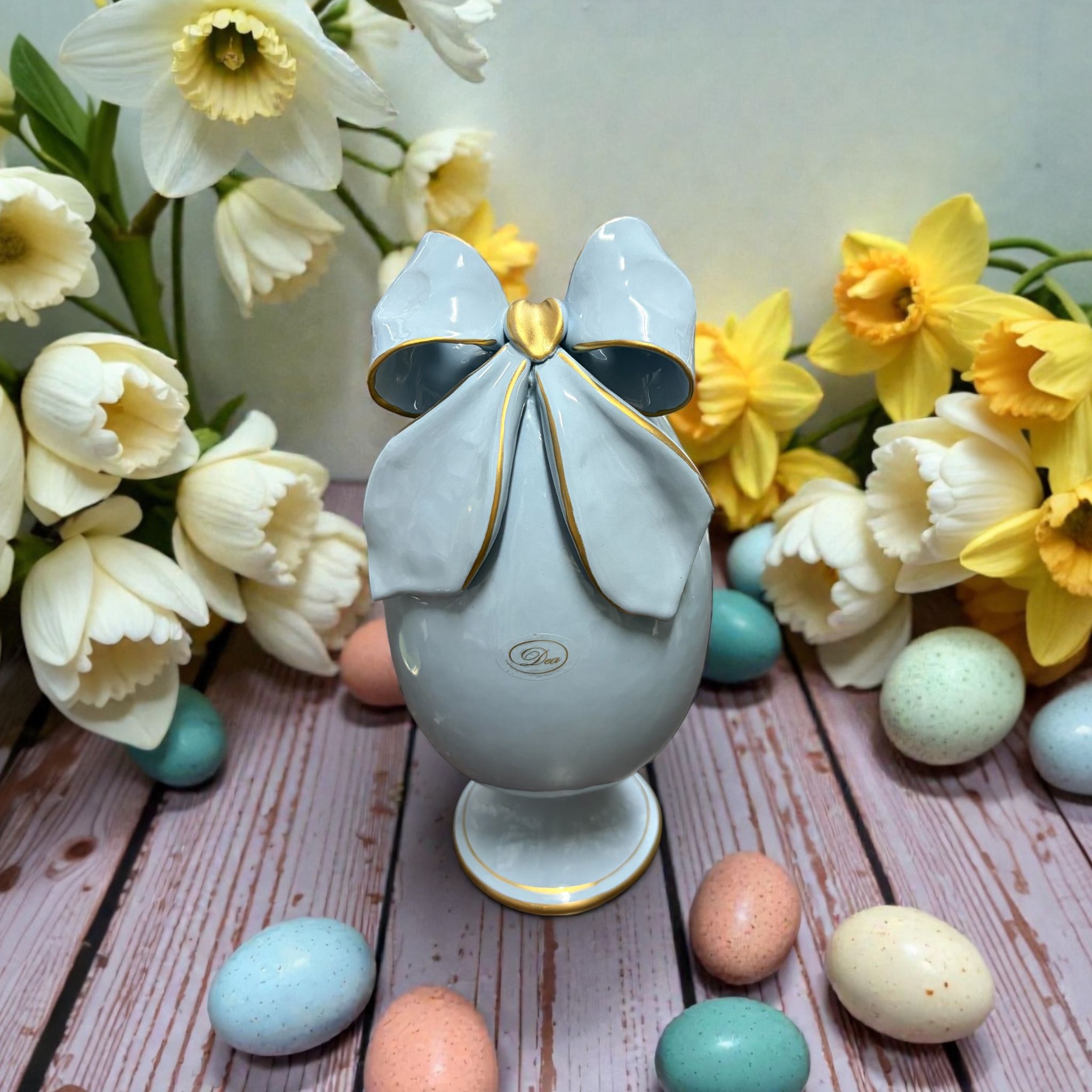 Uovo in Porcellana di Capodimonte Polvere 27 h cm – Dea Capodimonte