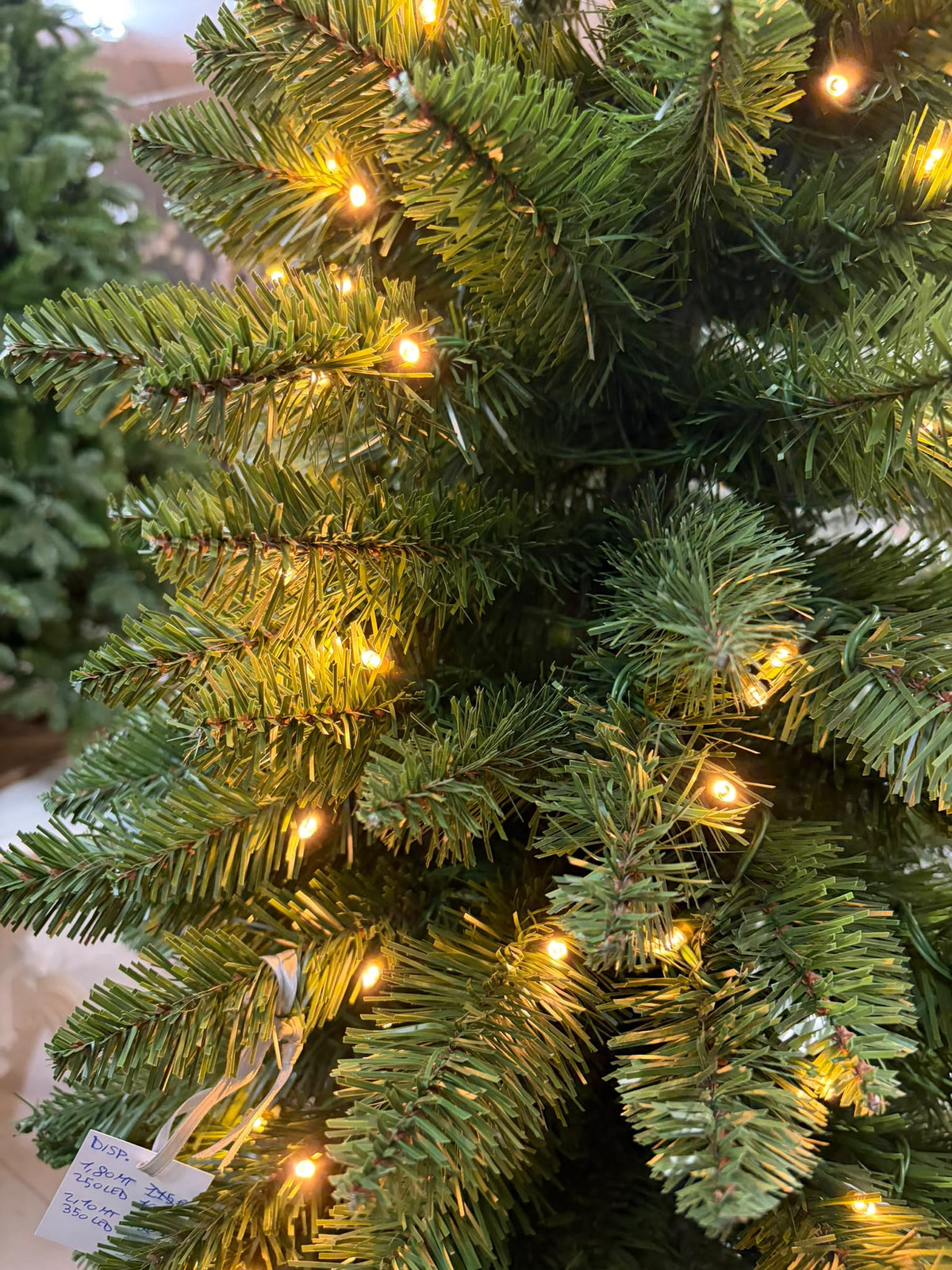 Albero Silvestre Slim con 250 LED a Luce Calda  180 cm - Flora