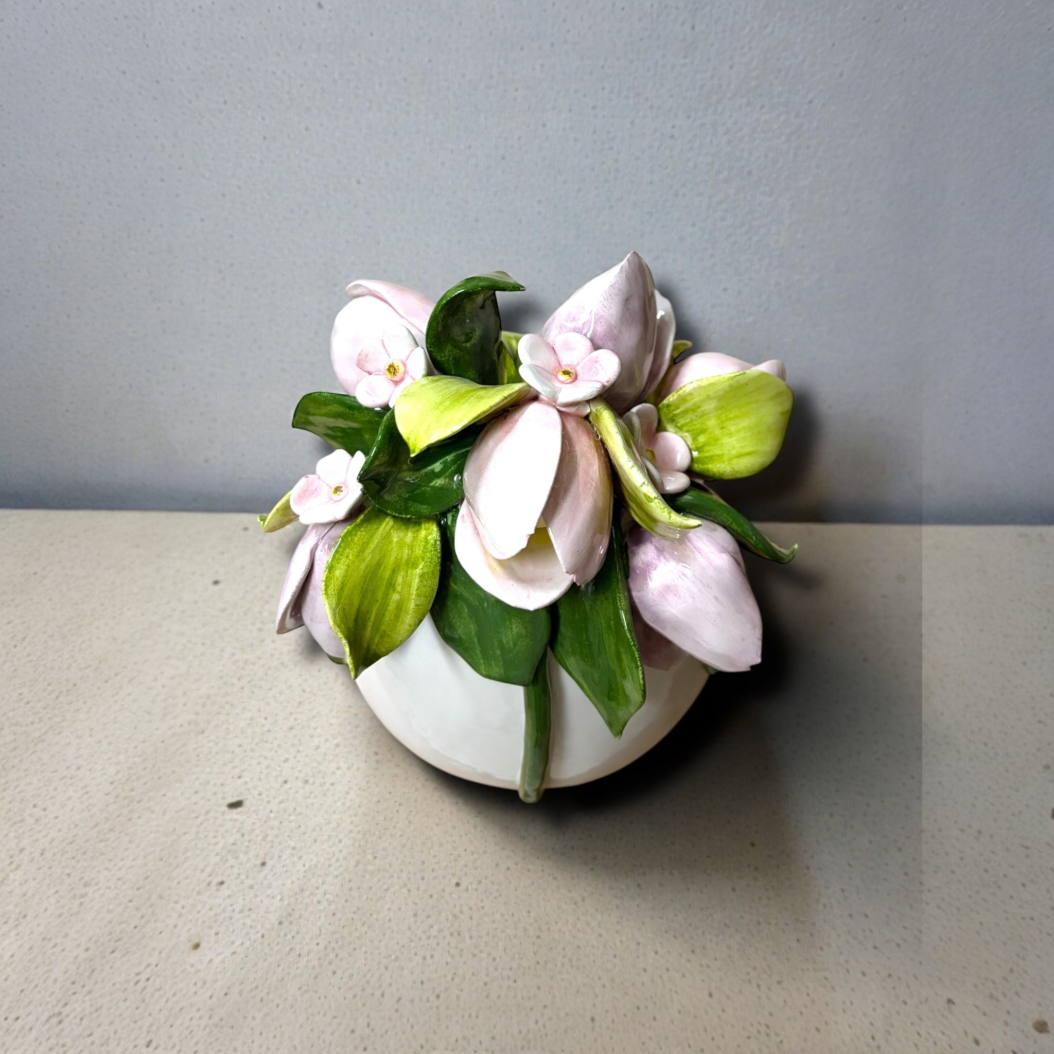 Elegante Uovo in Porcellana di Capodimonte con Fiori 3D 23 h cm - Dea Capodimonte