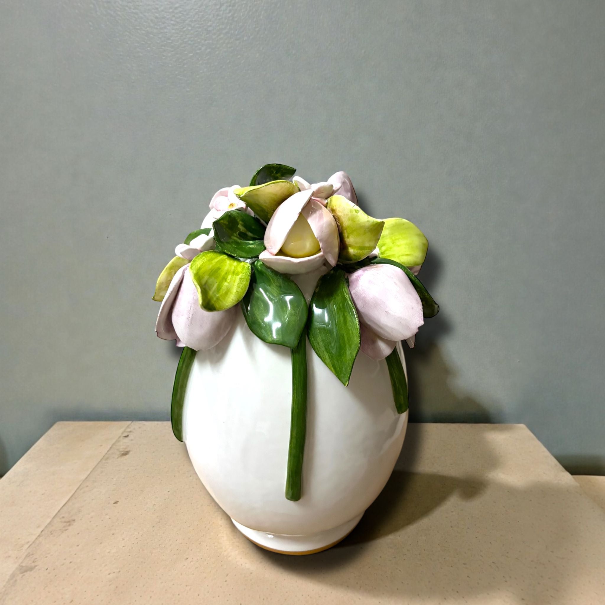 Elegante Uovo in Porcellana di Capodimonte con Fiori 3D 23 h cm - Dea Capodimonte